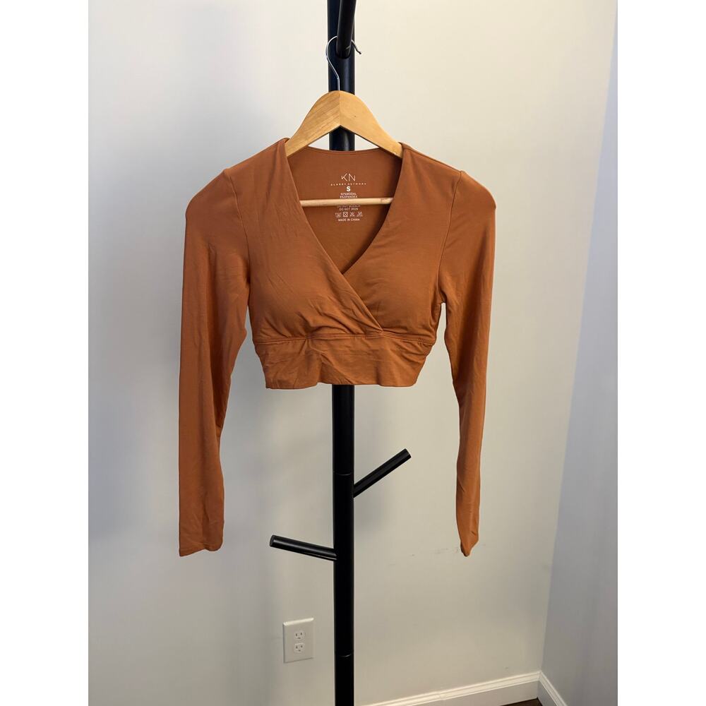 Klassy Network long sleeve brami wrap crop top - Picture 2 of 4
